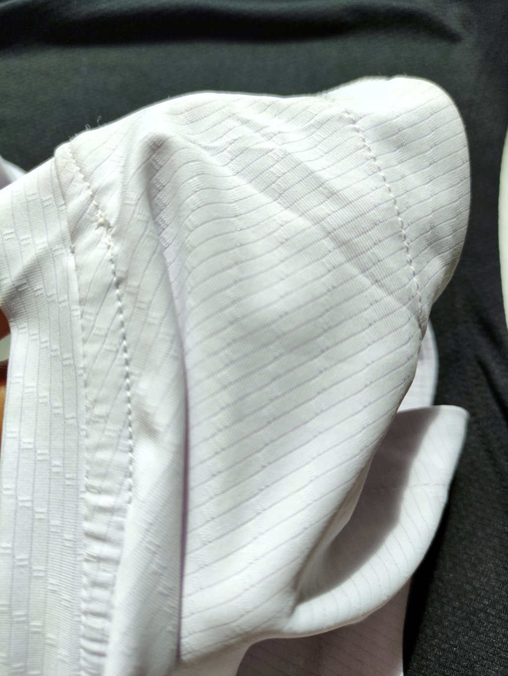 تاپ ورزشی مردانه